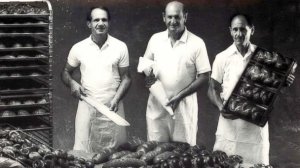 4c587770-e381-11e4-9a65-83fe19549761_HT_holocaust_survivor_bakery_three_bros_ori